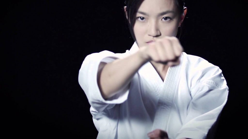This tour is the only one that you can experience only in Okinawa, the birthplace of Karate.